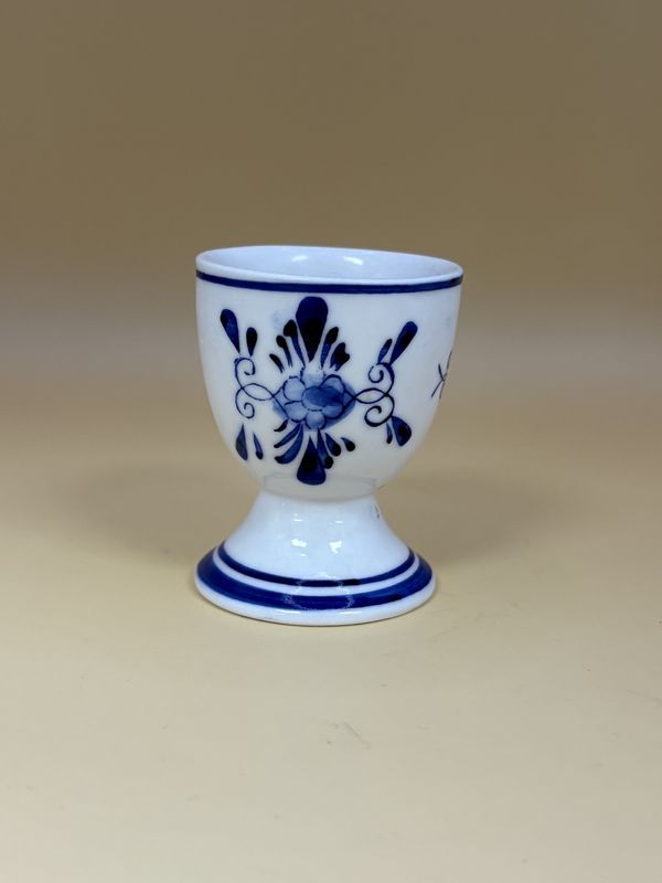 Ceramic. Netherlands. Delft. Egg Holders, Blue &amp; White. Set of 4