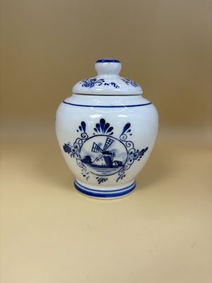 Ceramic. Netherlands. Royal Deft. Sugar Bowl w/Lid. Blue &amp; White. 4.75"H
