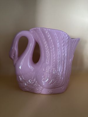 Ceramic. Portugal. Vase/Planter. Pink Swan. 6.5"H