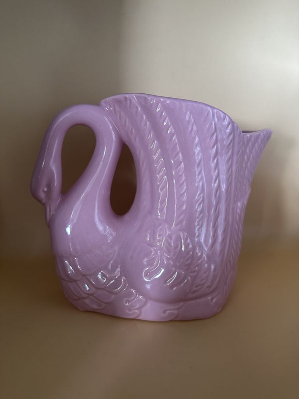 Ceramic. Portugal. Vase/Planter. Pink Swan. 6.5&quot;H