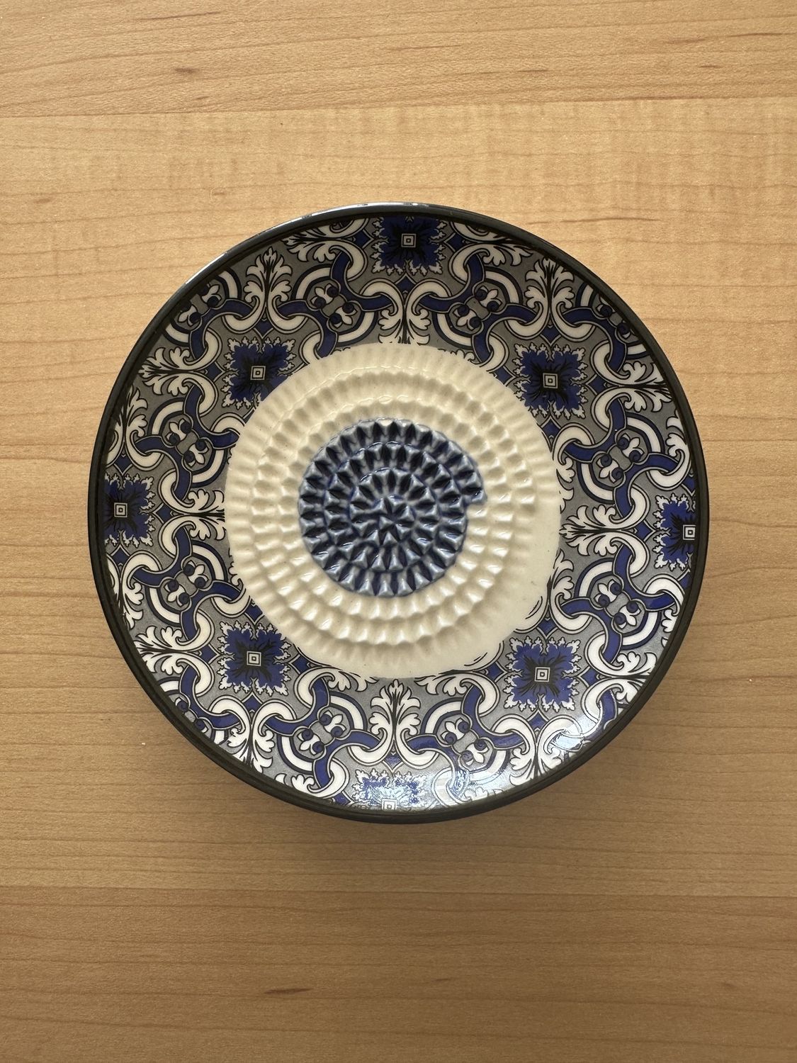Ceramic. Spain. Garlic Grater. Misc. Blue Patterns. New in Box, with Cleaning Brush. 5&quot;W, Color: Blue-White-Gray w/Black Border