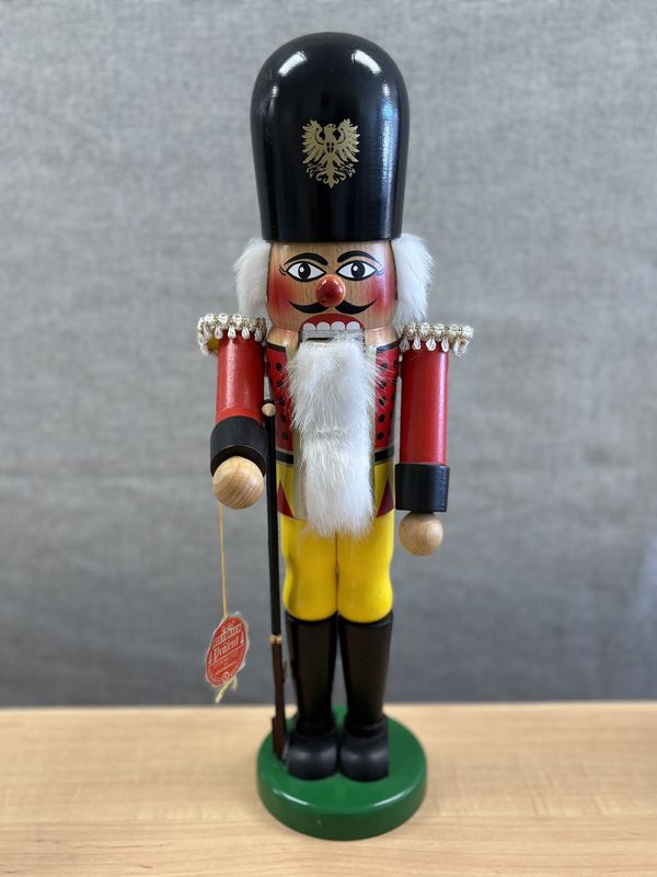Nutcracker. Germany. Steinbach. Soldier with rounded headpiece. 17&quot;H