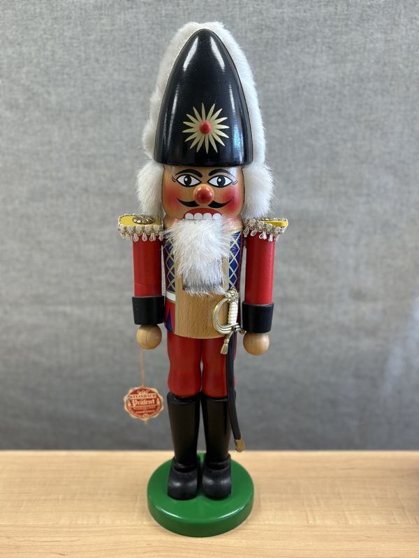 Nutcracker. Germany. Steinbach. Duke. 17&quot;H