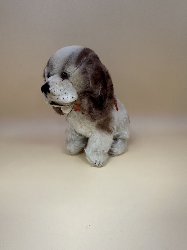 Plush. Germany. Steiff. Dog. &quot;Cockie&quot;. Mohair Cocker Spaniel, Brown &amp; Tan. 1950s. 5.75&quot;H