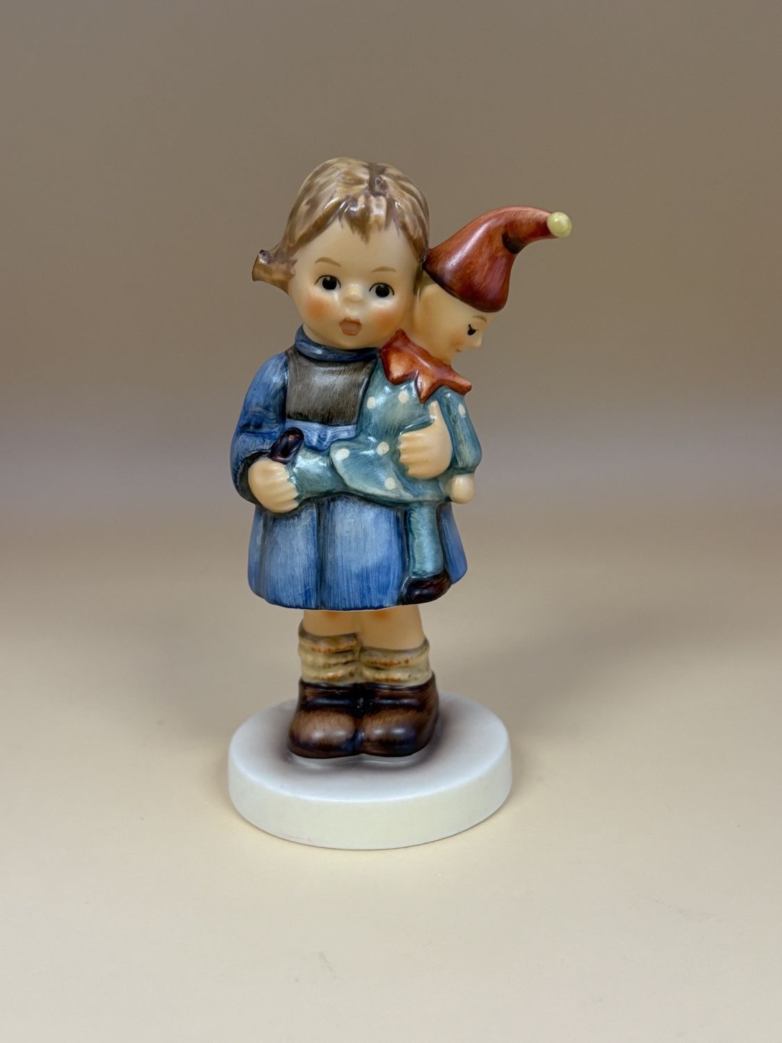 Figurine. Germany. Hummel. #536 3/10. &quot;Christmas Surprise&quot; w/Box. TMK 7 (1991-2000). 4&quot;H