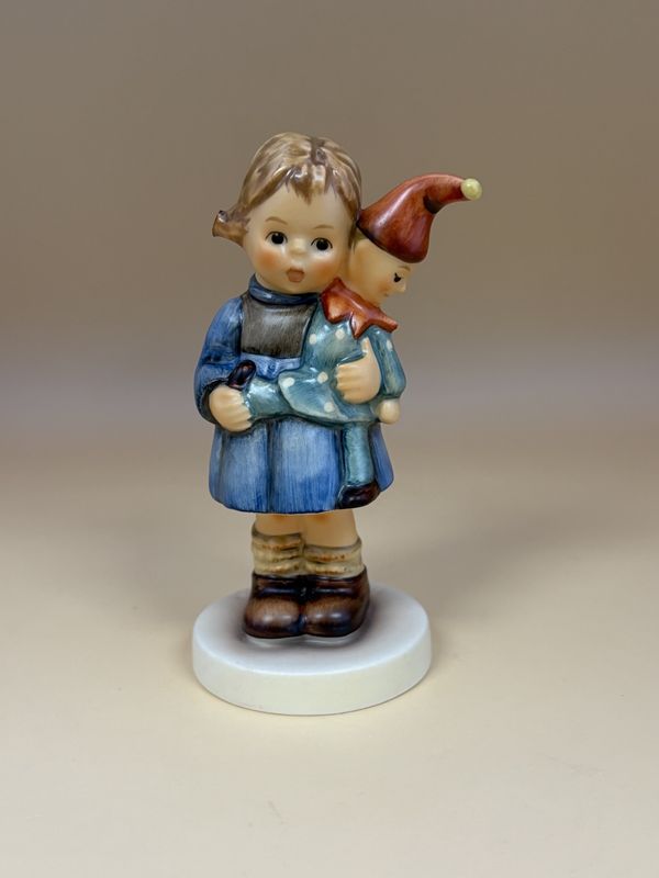 Figurine. Germany. Hummel. #536 3/10. &quot;Christmas Surprise&quot; w/Box. TMK 7 (1991-2000). 4&quot;H