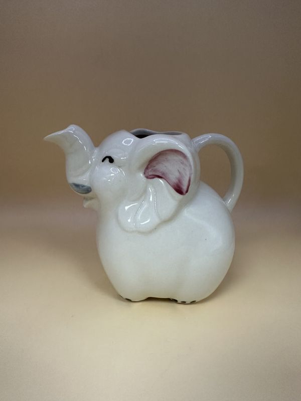 Ceramic. USA. Shawnee Pottery. Elephant Creamer Pitcher. 4.5&quot;H