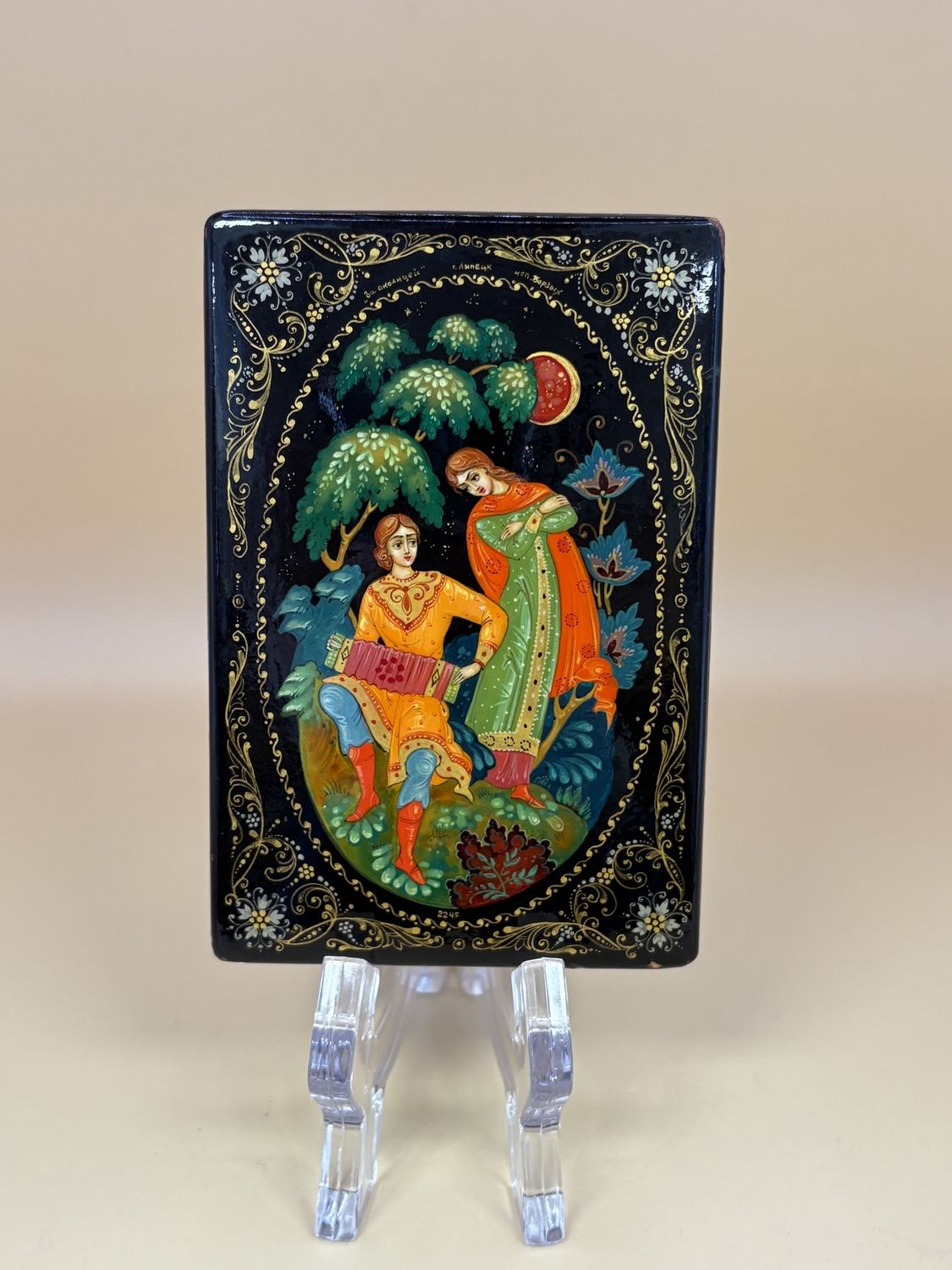Wood. Russia. Lacquer Box w/ Painted Scenes. Attached Lid. Red interior. Small Rectangle. 3&quot;W