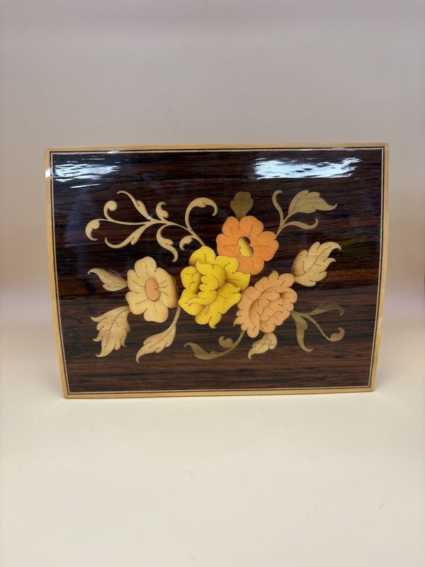 Jewelry Box. Italy. Reuge. Dark Brown w/Light Brown Flowers &amp; Trim. Glossy Finish. Unlined Interior. 6.75&quot;W