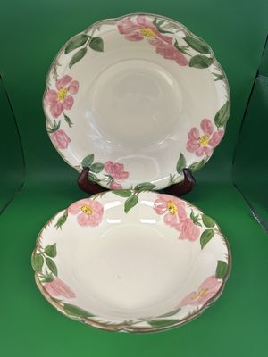 Dinnerware Set. USA. Franciscan. Desert Rose. 4-Piece Set (Covered Dish w/Lid + 2 Serving Bowls)