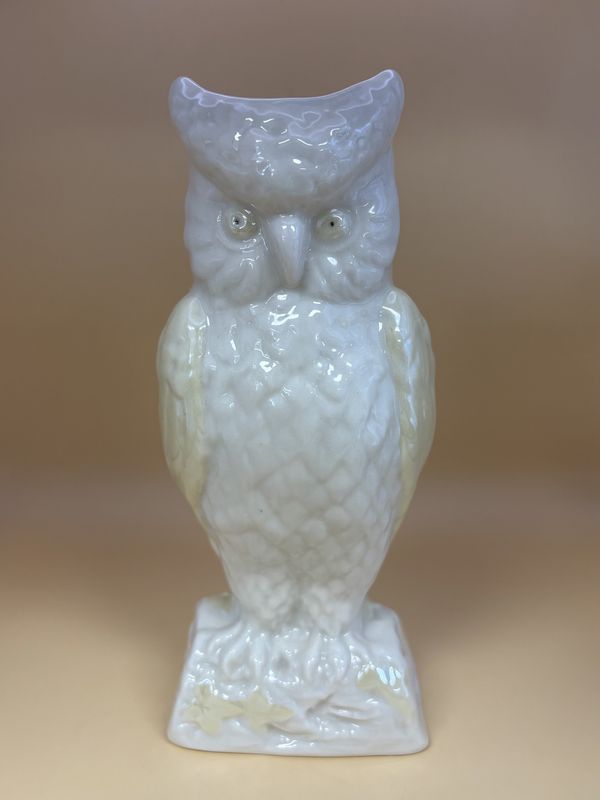 Porcelain. Ireland. Belleek. Owl Vase. Luster Pearl Yellow. 8&quot;H [6th Mark/3rd Green: 1965-1980]