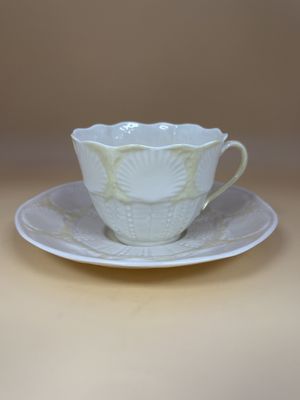 Porcelain. Ireland. Belleek. Luster Pearl Yellow Shell Pattern Teacup and Saucer. 2 pcs. [6th Mark/Green: 1965-1980]. 2.75"H