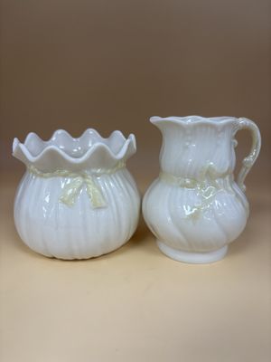 Porcelain. Ireland. Belleek. Sugar &amp; Creamer Set w/Yellow Bow