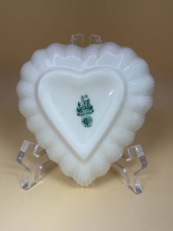 Porcelain. Ireland. Belleek. Scalloped Heart Trinket Bowl. Luster Pearl Yellow.  4.5"W [6th Mark/Green: 1965-1980]