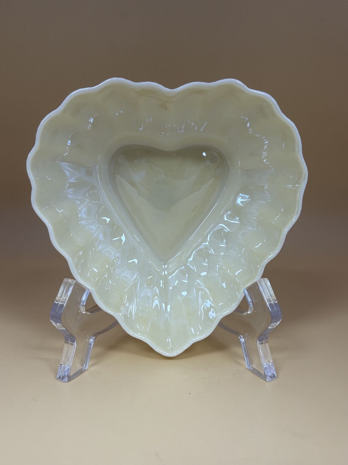 Porcelain. Ireland. Belleek. Scalloped Heart Trinket Bowl. Luster Pearl Yellow.  4.5&quot;W [6th Mark/Green: 1965-1980]