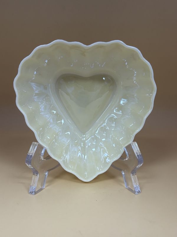 Porcelain. Ireland. Belleek. Scalloped Heart Trinket Bowl. Luster Pearl Yellow.  4.5&quot;W [6th Mark/Green: 1965-1980]