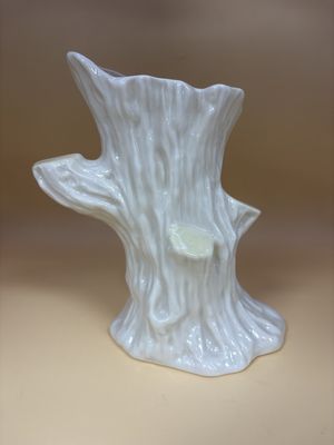 Porcelain. Ireland. Belleek. Tree Trunk Vase. 6.5"H [6th Mark/Green]