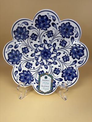 Housewares. Turkey. Ceramic Trivet w/Scalloped Edge. Floral Pattern (Set of Two). 7.25"W