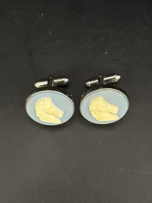 Jewelry. Cuff Links. Blue &amp; White Cameo Style Horse Head Design. Set of 2. 1960's. 1"W