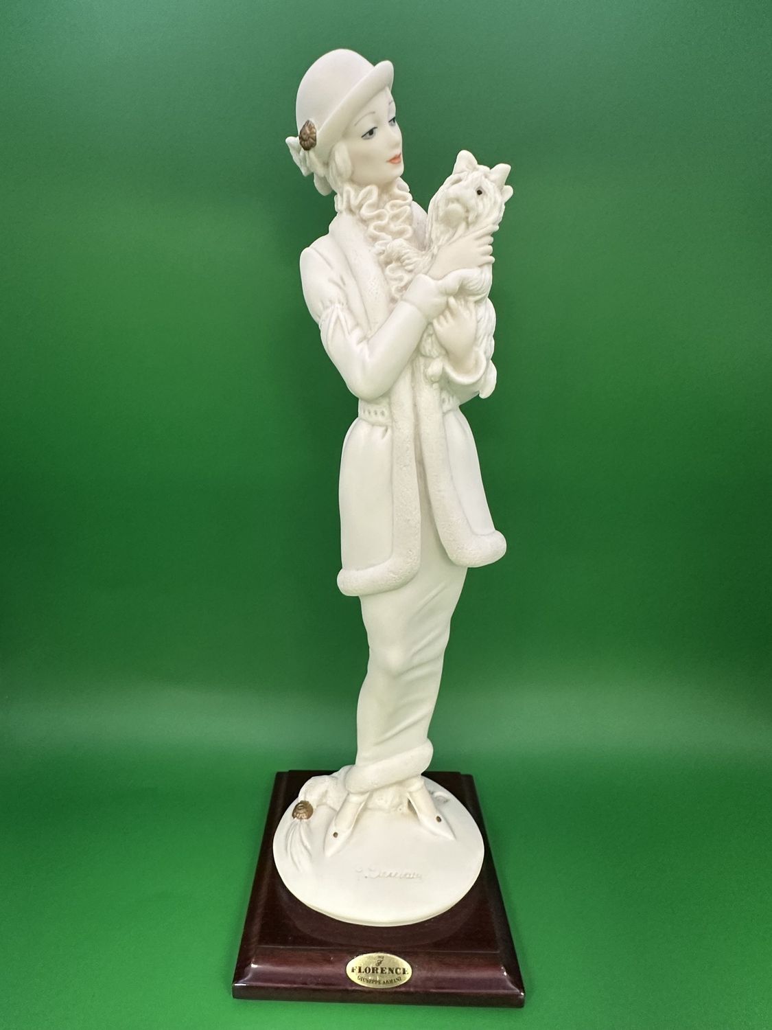 Figurine. Italy. Florence Sculture d’ Arte / Capodimonte. Giuseppe Armani Lady w/Yorkie Dog. Incl. Original Box. 10.75&quot;H