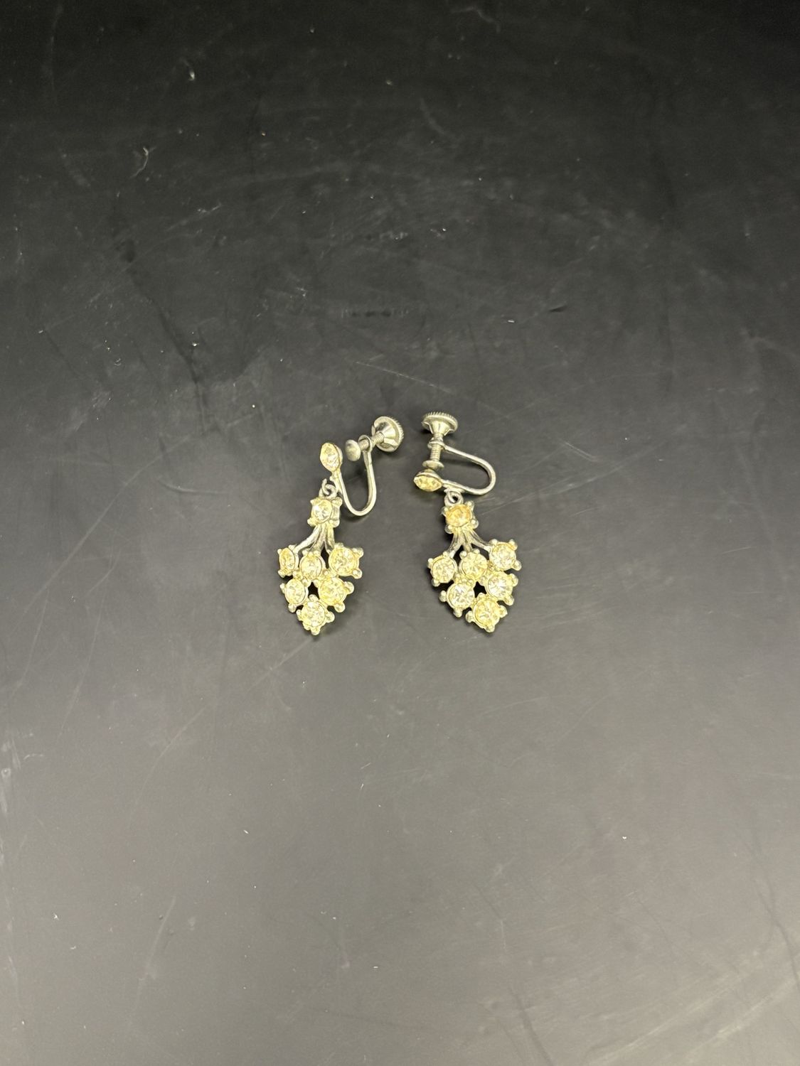 Jewelry. Earrings. Chandelier w/Rhinestones. Screwback Posts. 1.25&quot;H