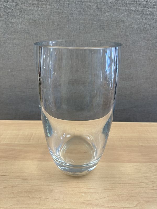 Crystal. Modern Vase with Thick Walls, Clear. 5.5&quot;W x 10&quot;H