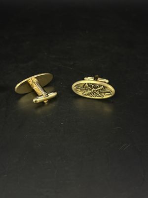 Jewelry. Cuff Links. USA. Hickok. Oval Shape Embossed w/ Trumpet &amp; Ribbon. Vintage. Set of 2. 1"W