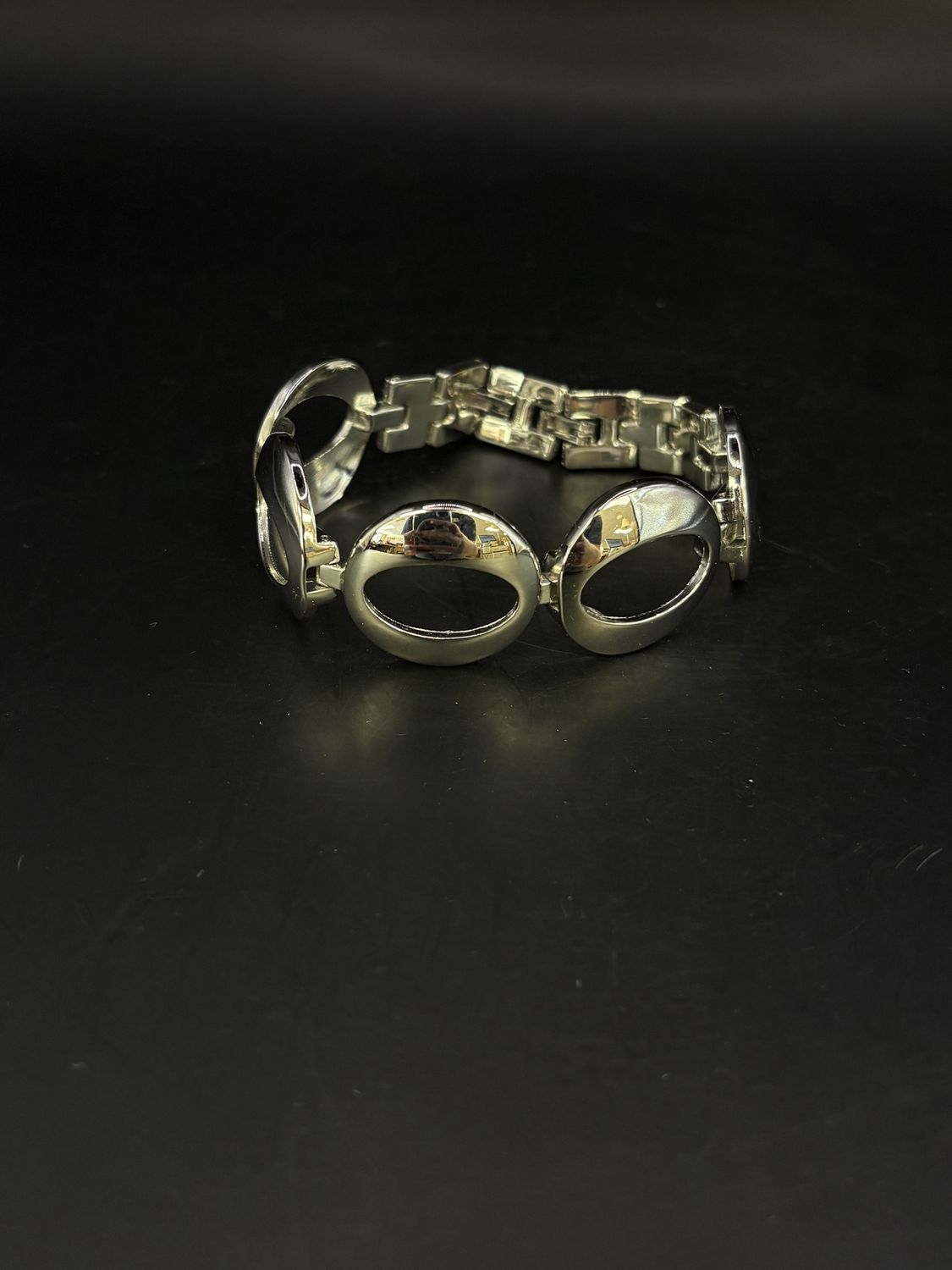 Jewelry. Bracelet. Silver Ovals &amp; Chain. 3.25&quot;W
