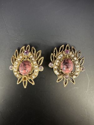 Jewelry. Clip Earrings. Gold Art Deco Earrings w/Rhinestone, Simulated Pearls, &amp; Pink Cabochon Center. 1"H