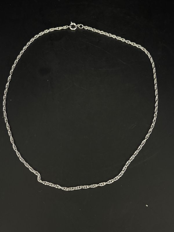 Jewelry. Necklace. Silver Tone Chain. 8&quot;L
