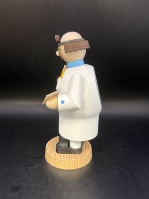 Smoker. Germany. Richard Glaesser. Doctor [NEW]. 5.5"H