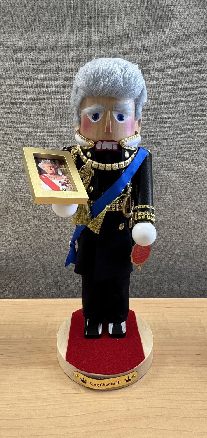 Nutcracker. Germany. Steinbach. King Charles III. 16&quot;H