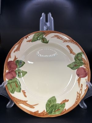 Ceramic. England. Franciscan. Apple Pattern. Plate (Dinner). Set of 2. 10.5" W