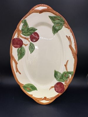 Ceramic. USA. Franciscan. Apple Pattern. Plate (Oval Serving Plate). 1949-1953. 12.63" W