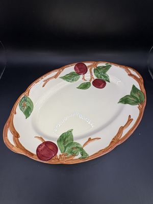 Ceramic. USA. Franciscan. Apple Pattern. Plate (Oval Serving Plate). 1949-1953. 12.63" W