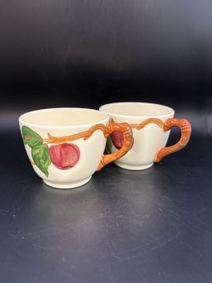Ceramic. USA. Franciscan. Apple Pattern. Teacups (Set of 2). 1934-1984. 2.75" H