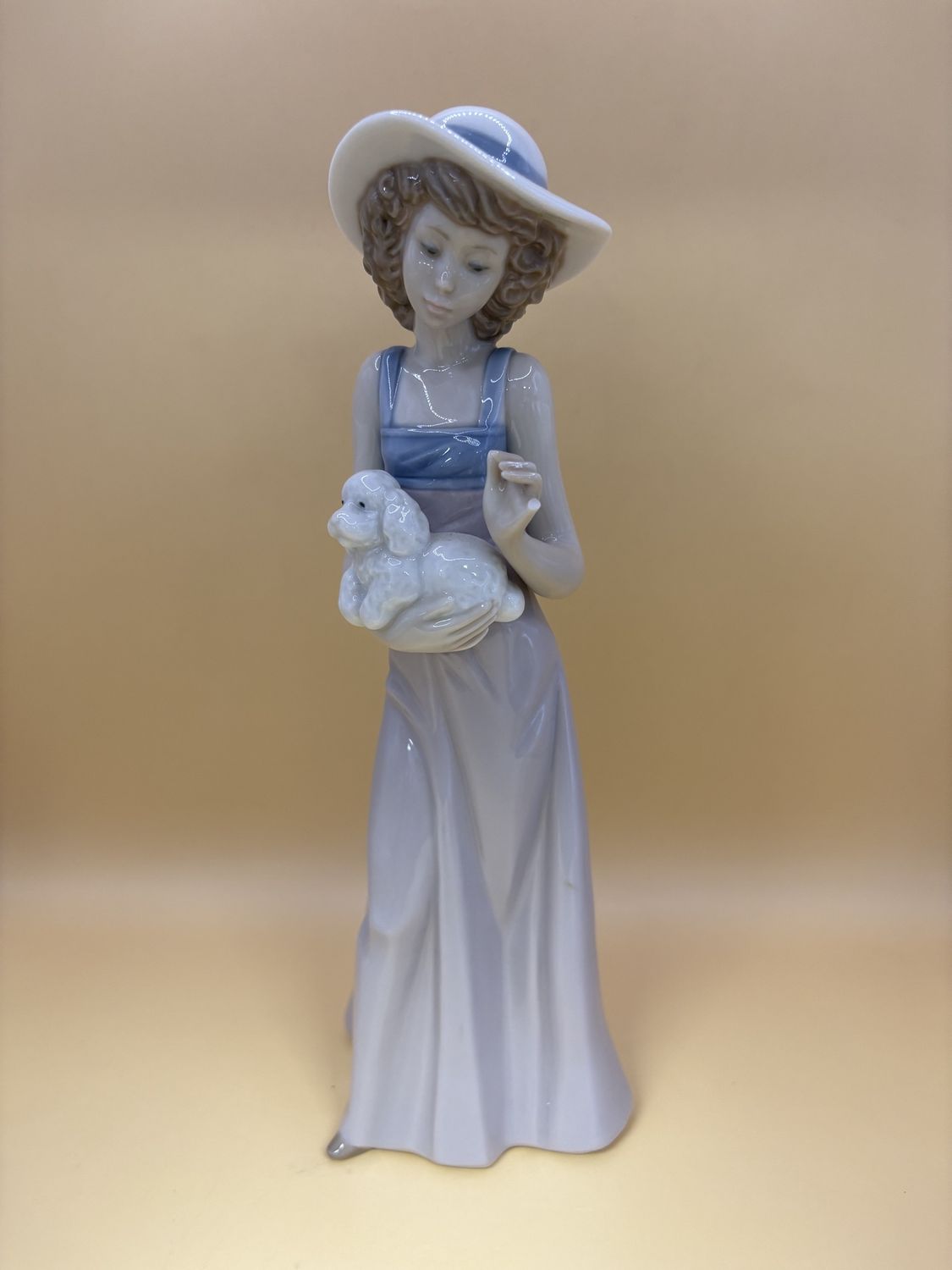 Figurine. Spain. Lladro Nao. Pampered Poodle. No. 545.