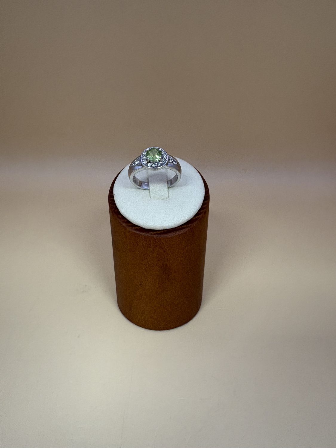 Jewelry. Thailand. Ring. Sterling Silver. Peridot Stone. Cushion Cut. Size: 6.75.