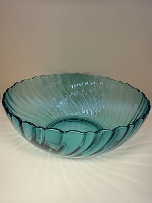 Glass. France. Glass Serving Bowl w/Scalloped Edge. Teal Green. 9.13"W
