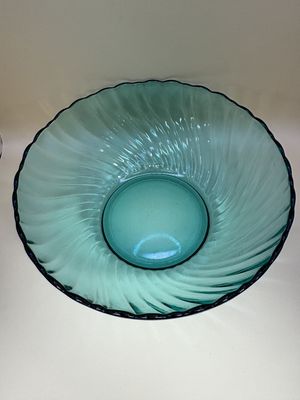 Glass. France. Glass Serving Bowl w/Scalloped Edge. Teal Green. 9.13"W