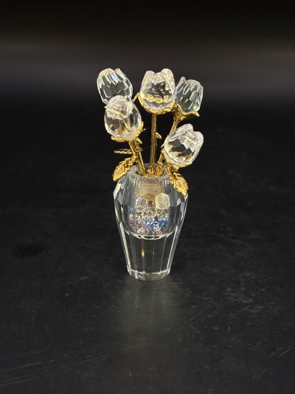 Figurine. Austria. Swarovski. Crystal #675655. Clear Roses in Vase w/Gold Stems &amp; Leaves. 2.5"