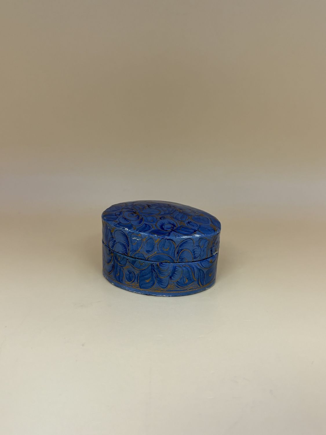 Wooden Pill Box. England. Oval Shape. Blue w/ Golden Flower Pattern. Lacquer Finish. 2.38&quot;W