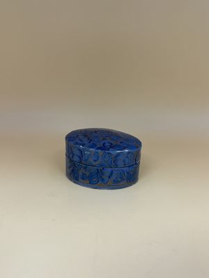 Wooden Pill Box. England. Oval Shape. Blue w/ Golden Flower Pattern. Lacquer Finish. 2.38"W