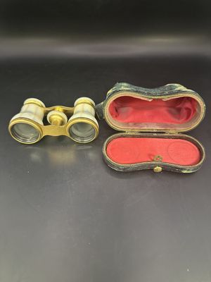 Antique Opera Glasses. Mother-of-Pearl &amp; Brass w/Leather Case. 2"H x 4"W
