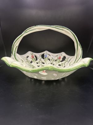 Ceramic. Portugal. RCCL. Basket. Twisted Handle &amp; Open Pierced Design.  White, Handpainted w/Green Trim &amp; Pink &amp; Blue Flowers. 10.5"W x 6"H