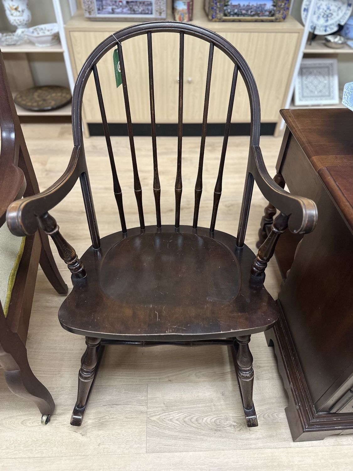 Furniture. USA. Rocking Chair. Vintage/Antique. Mahogany?