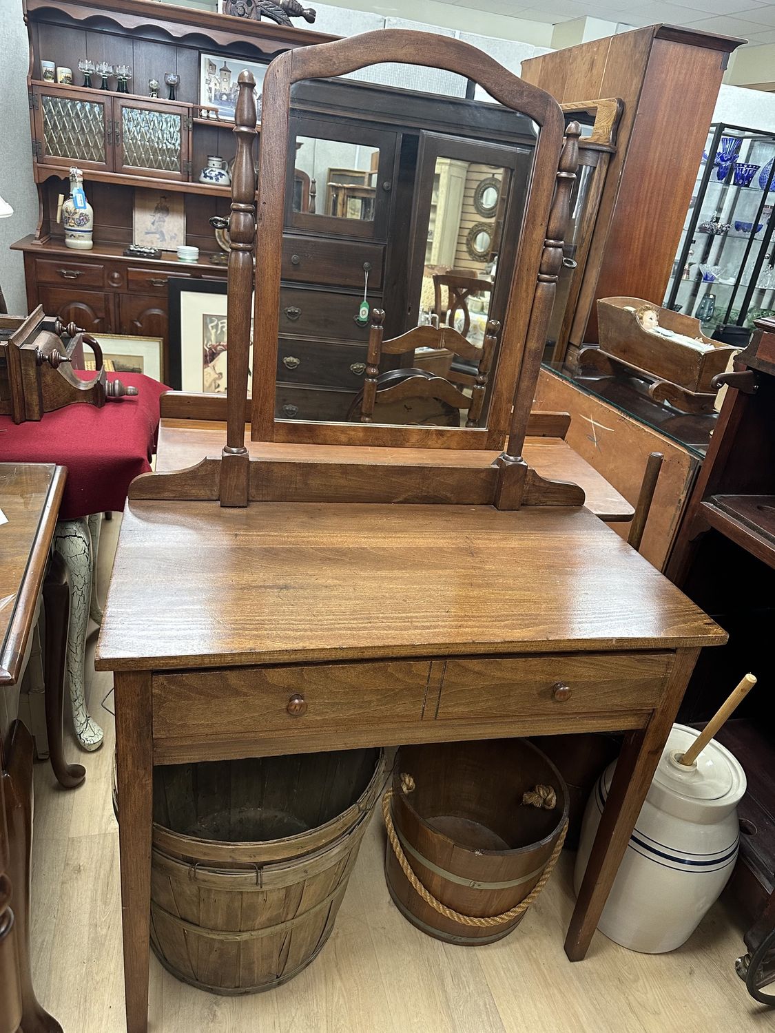 Furniture. USA. Dressing Table with Mirror. Antique. 34&quot;W