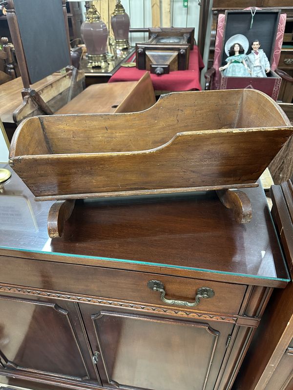 Furniture. USA. Doll Cradle. Antique. Wood. 20.5&quot;L
