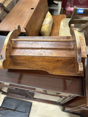 Furniture. USA. Doll Cradle. Antique. Wood. 20.5"L