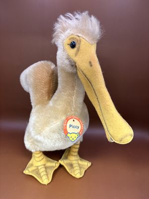 Plush. Germany. Steiff. Pelican. "Piccy". Mohair. 9.5"H